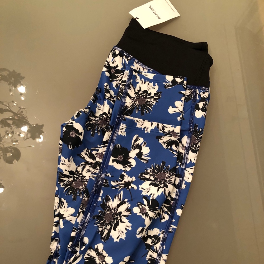 NWT Prismsport Cornflower Yoga Legging, size M